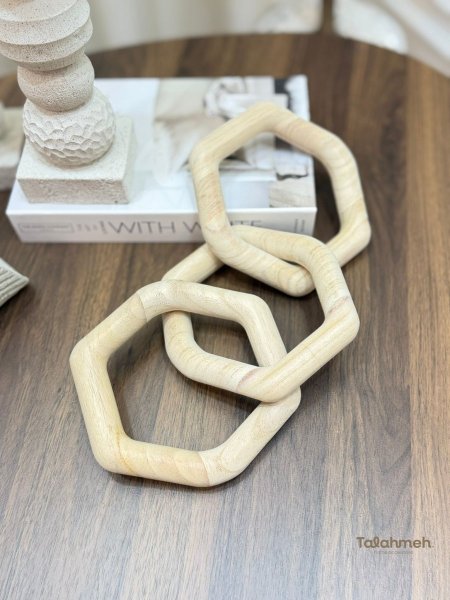 خشب سداسي كبير